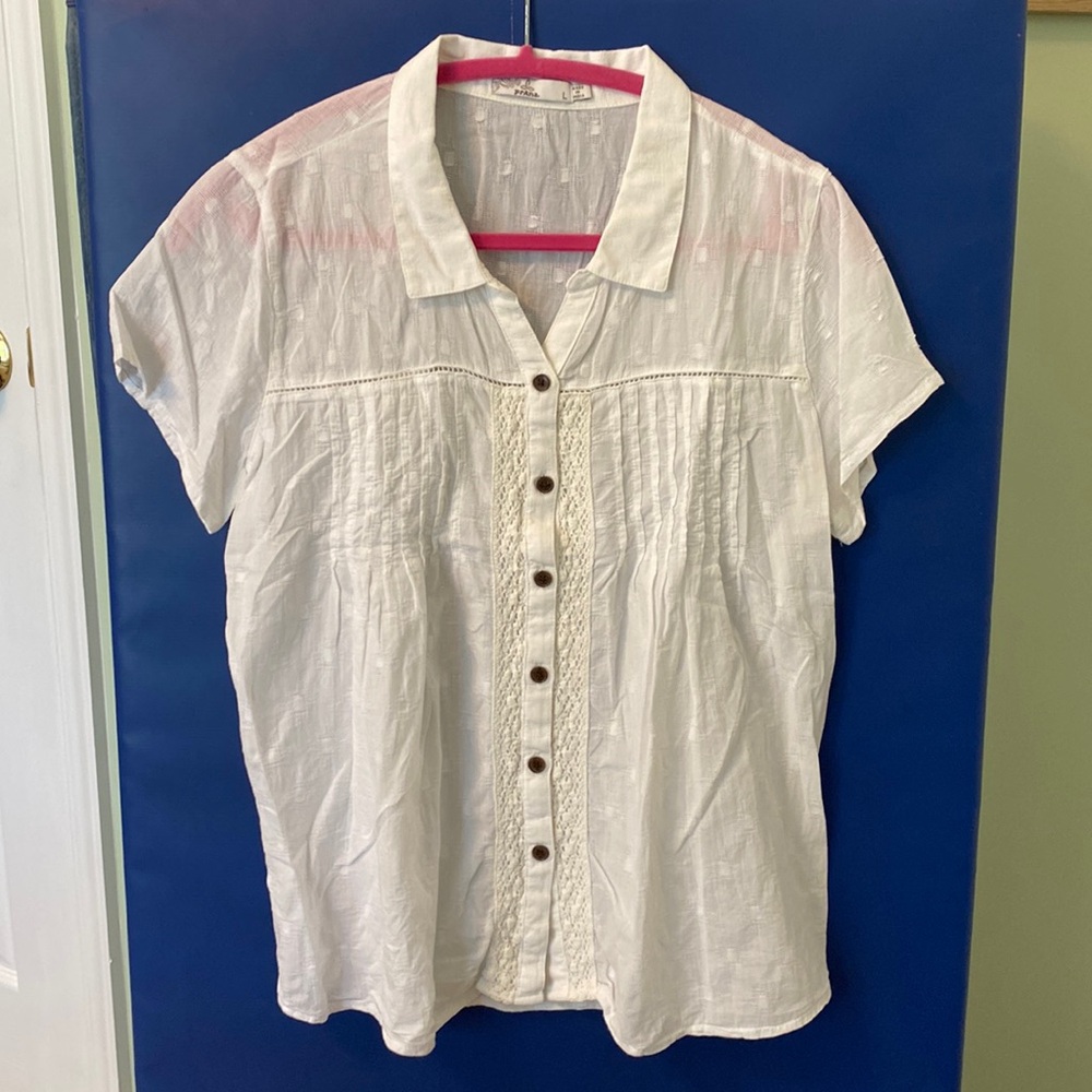 PrAna top white excellent condition large L